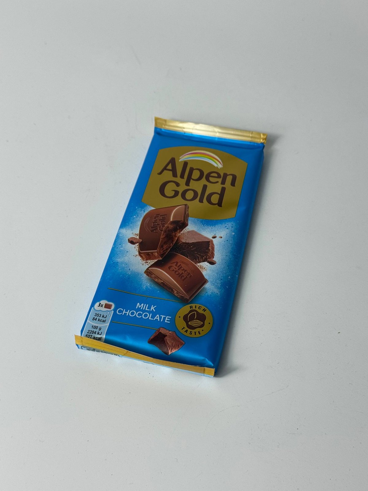 Шоколад Alpen Gold молочный 80гр