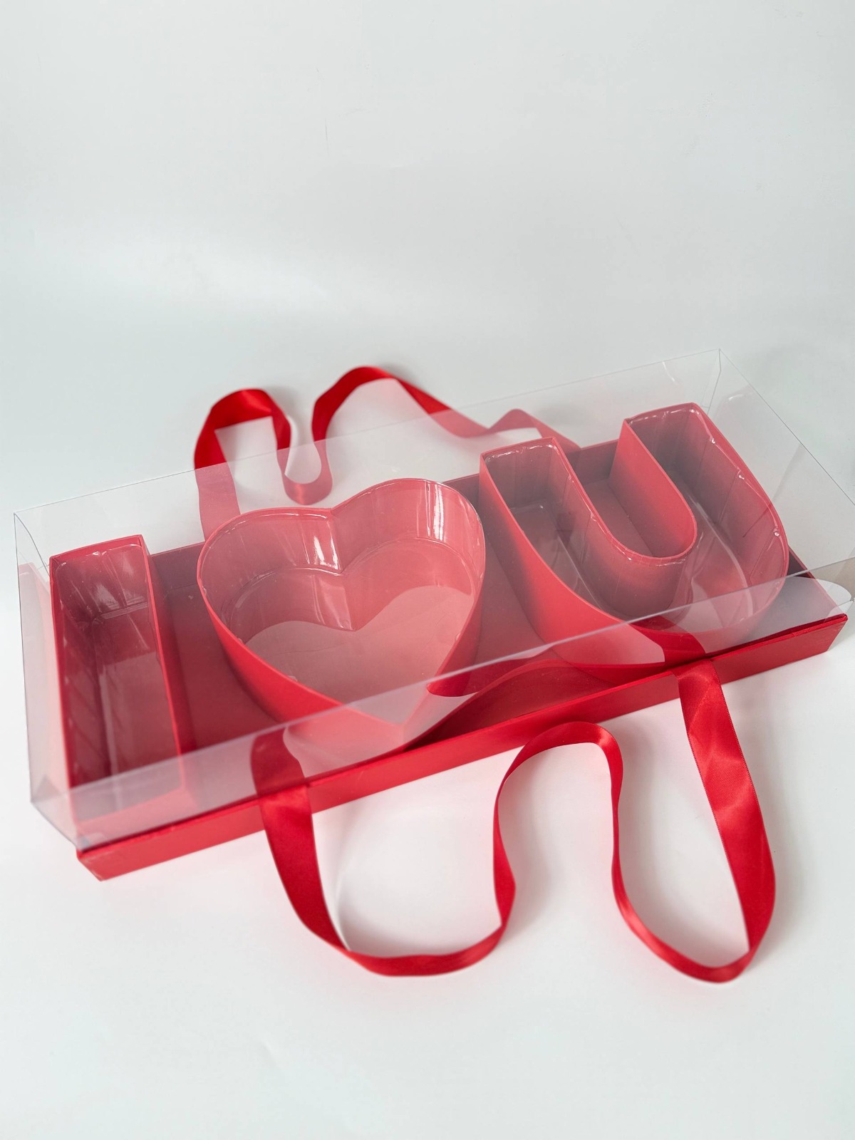 Коробка красн I love you с прозр крыш